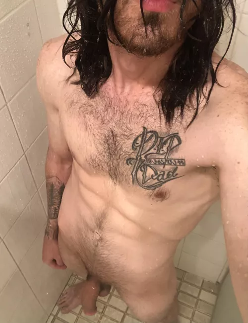 Help me get hard with your mouth before offering me your hole 😈