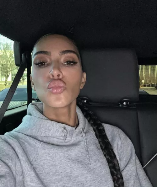 How can my lips be at service?