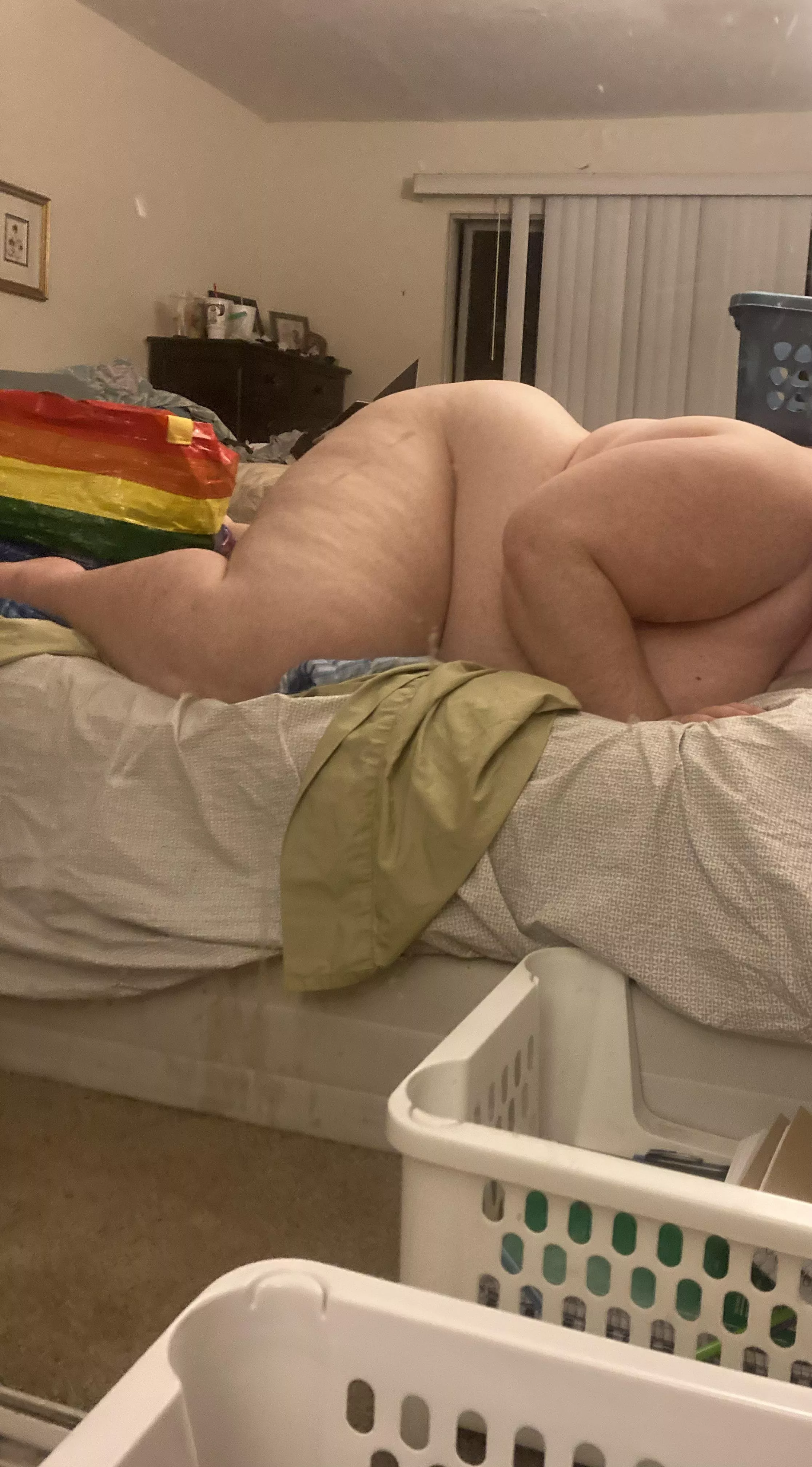 I look like a thick renaissance painting and I love it