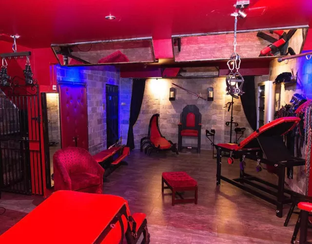 I want a submissive and loyal slave to come over to my dungeon for a hot session