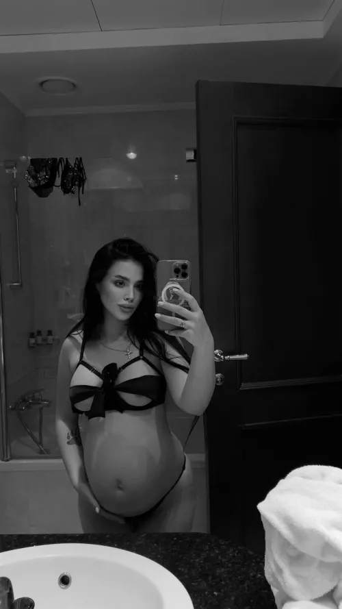 I wanted to take beautiful selfies in the mirror