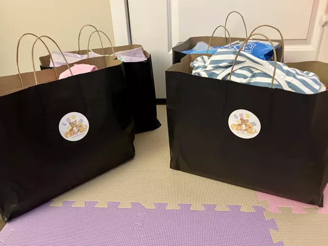 I went to the Lil Kink Boutique store today!