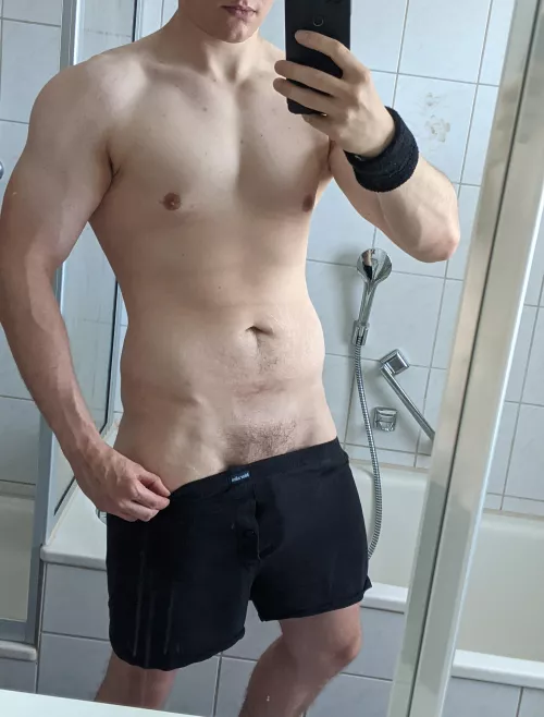 Should I pull it down? [25]