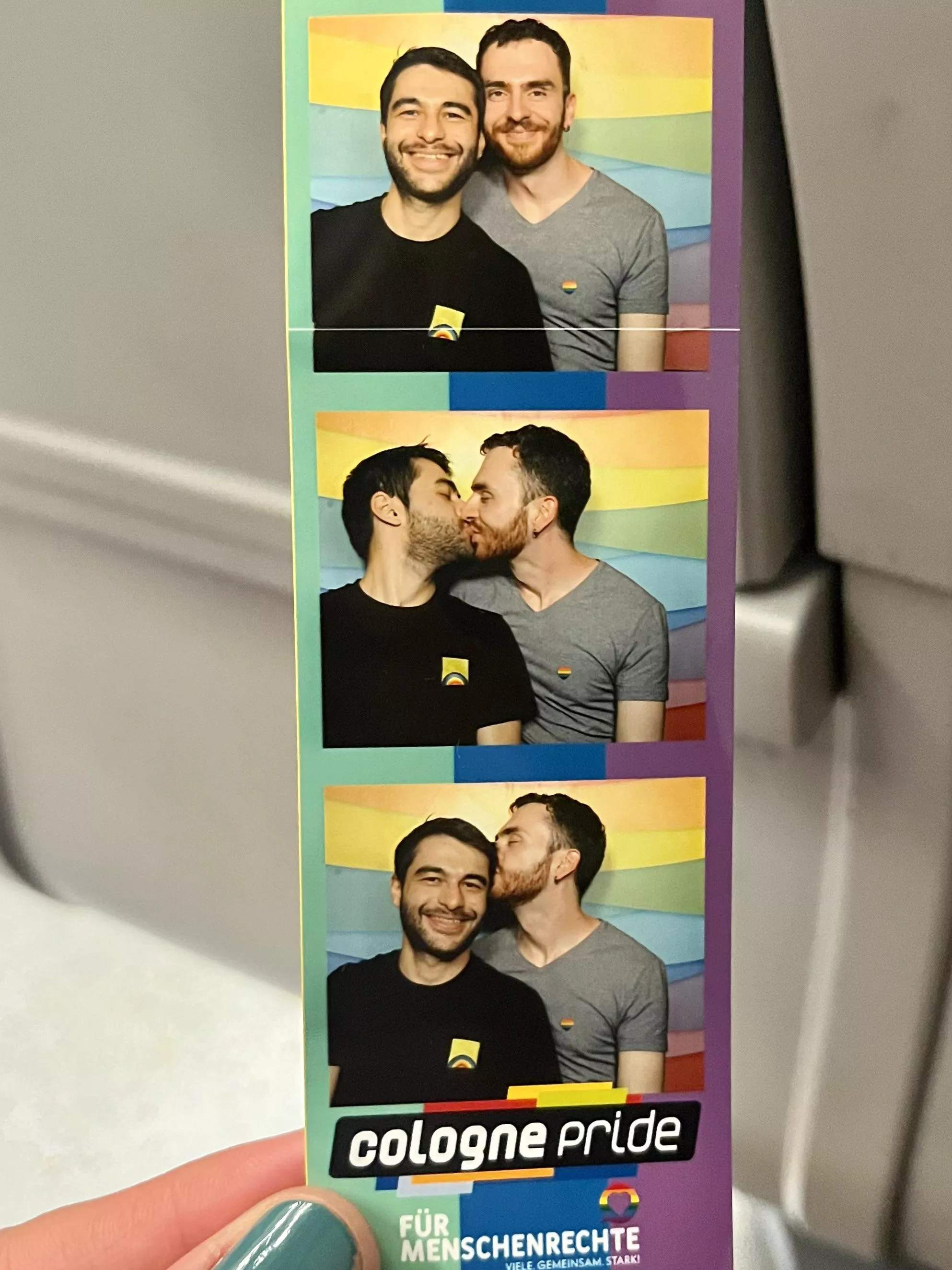 Strengthening Turkish-Italian relations 🤪 Greetings from Cologne Pride 🏳️‍🌈🥳