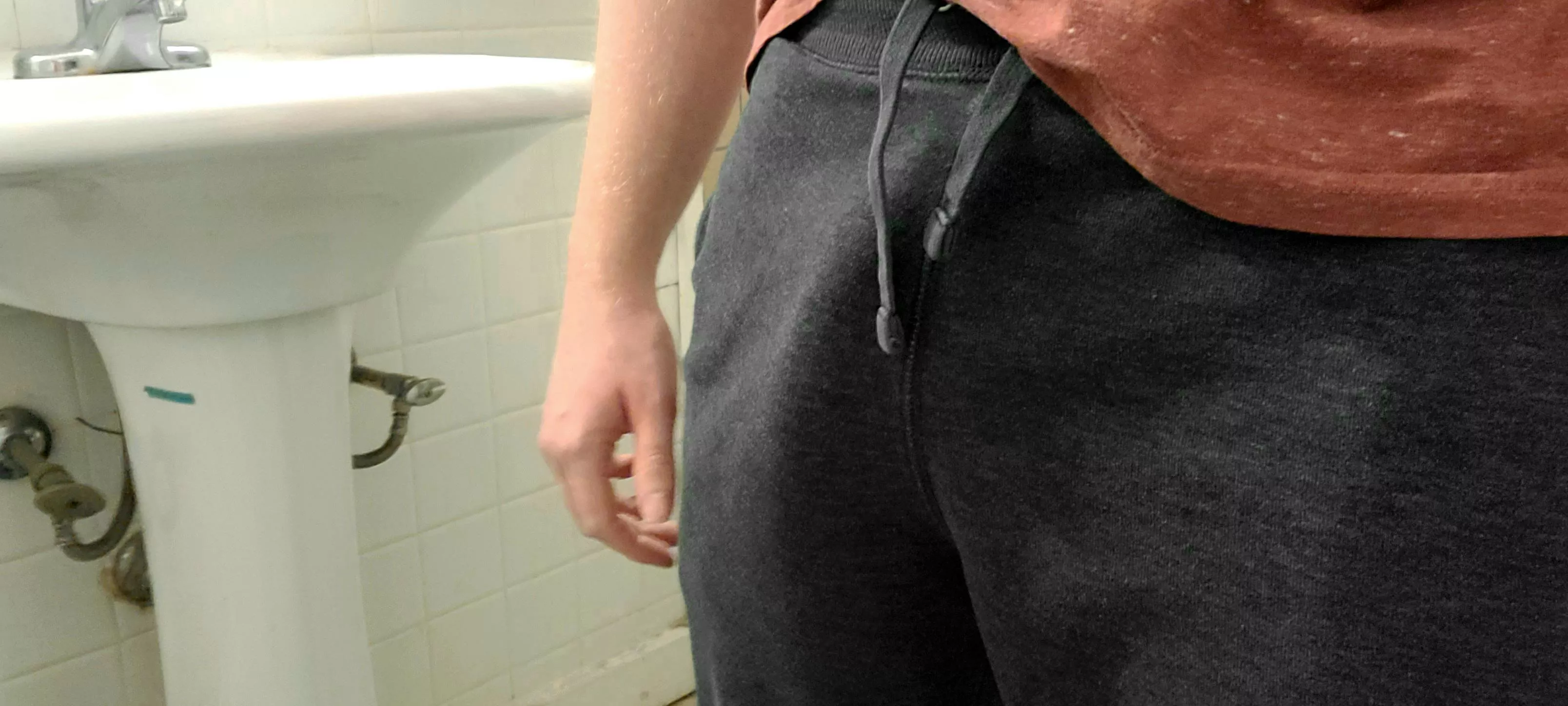 The outline is usually the first thing people notice about me