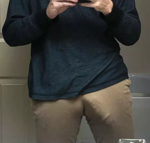 Tight pants even show off the veins in my cock