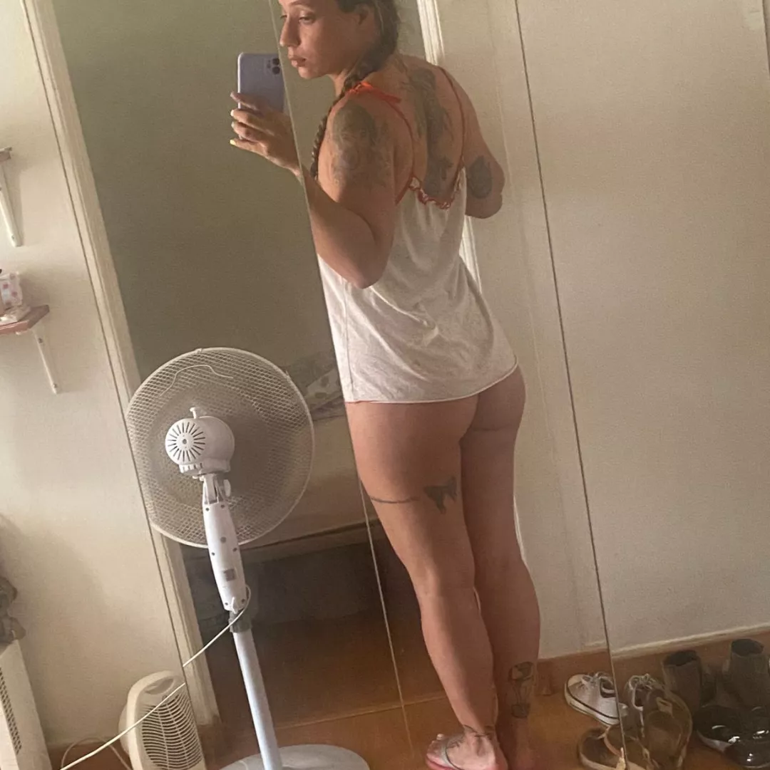 Too horny today...please help me (f32) ...