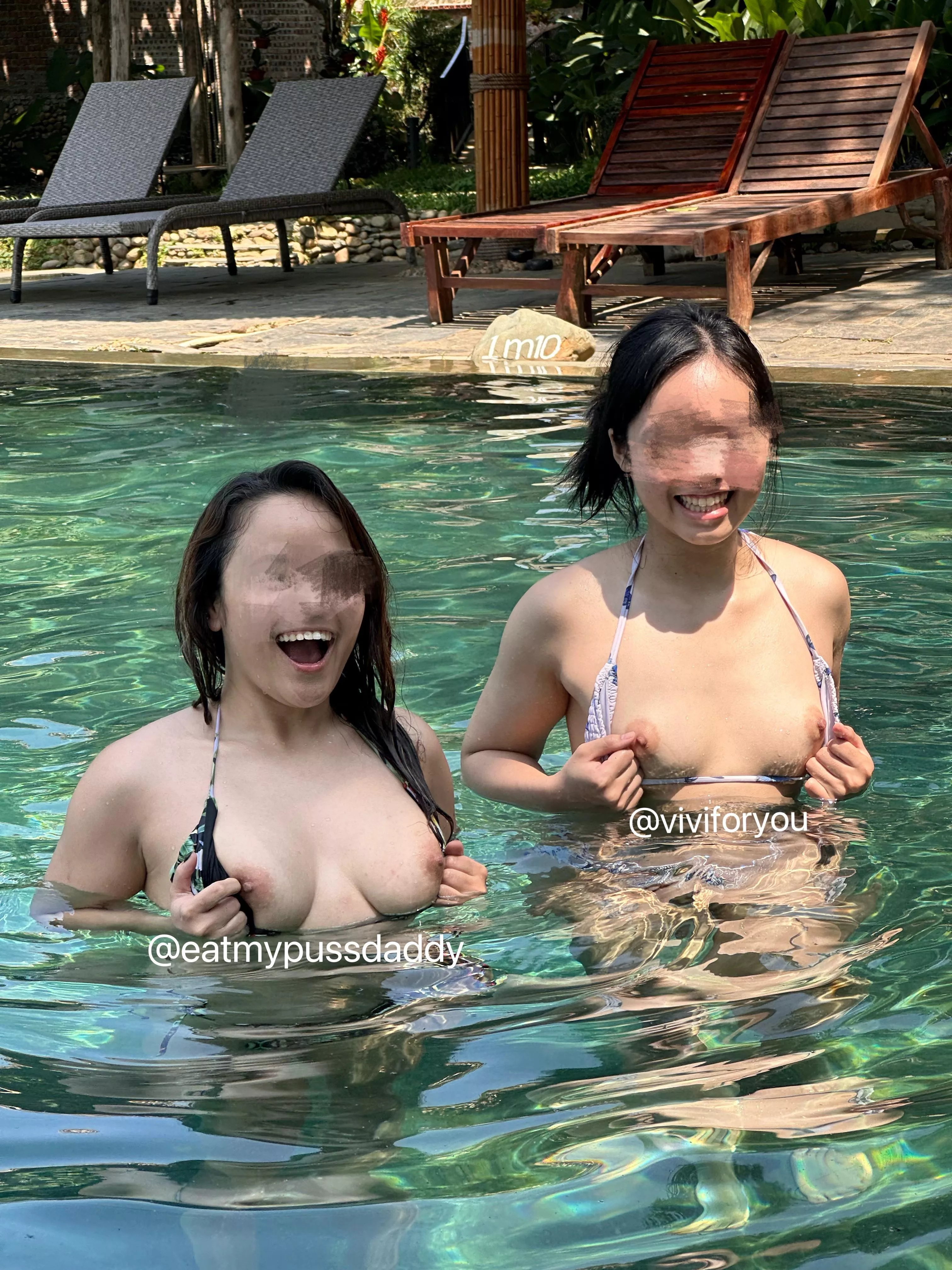 We loveeeee flashing our tits for strangers