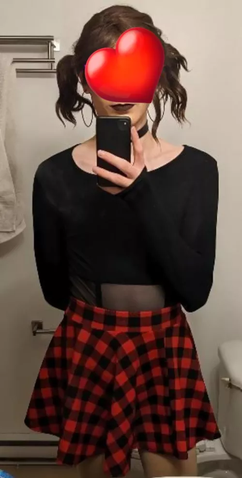 What would you guess about me from this picture? 🩷