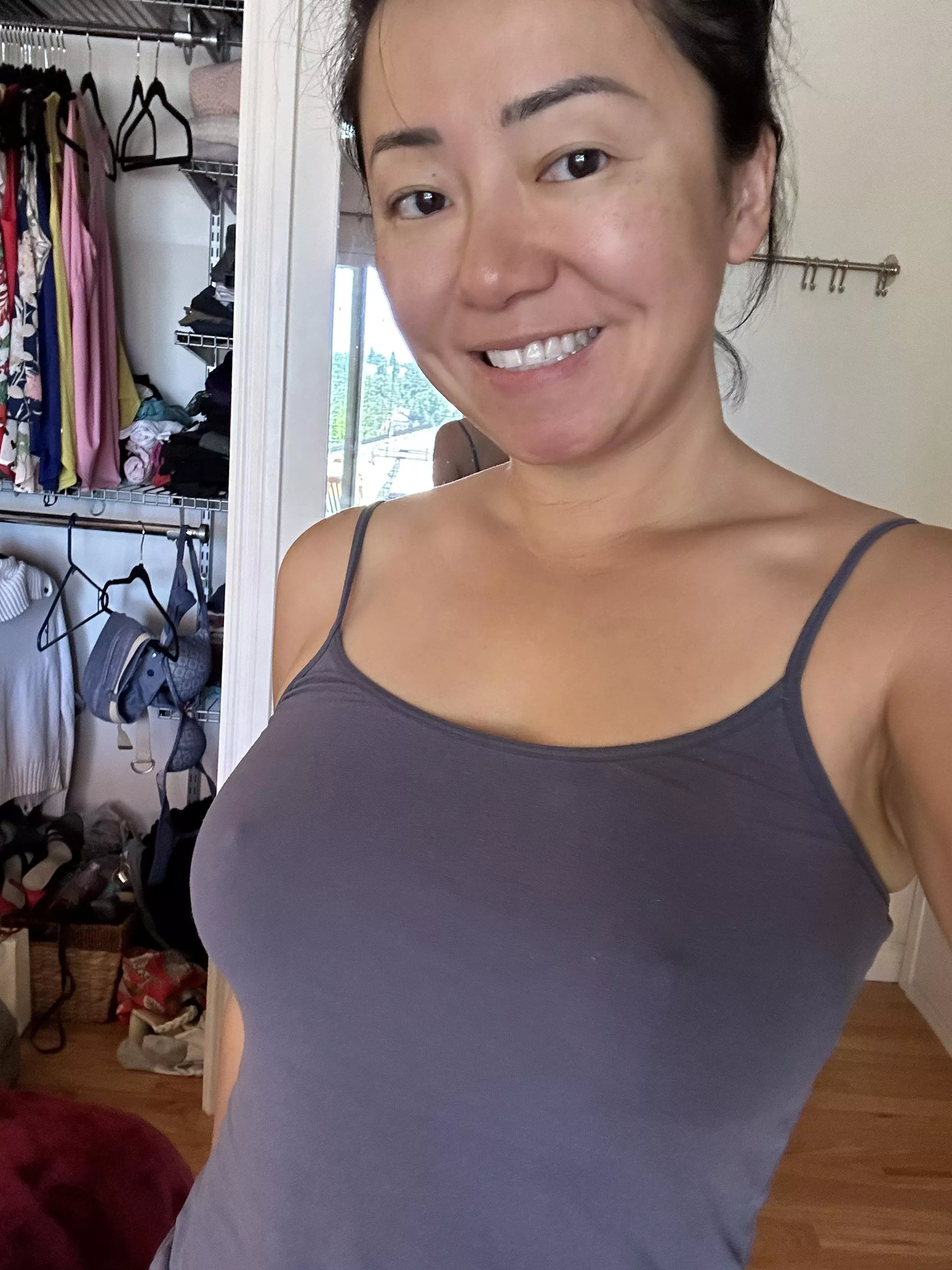 Would you like an Asian milf (38)