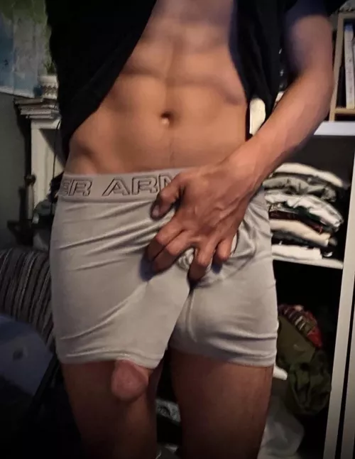 Wyd if you roommate had a cock this size?