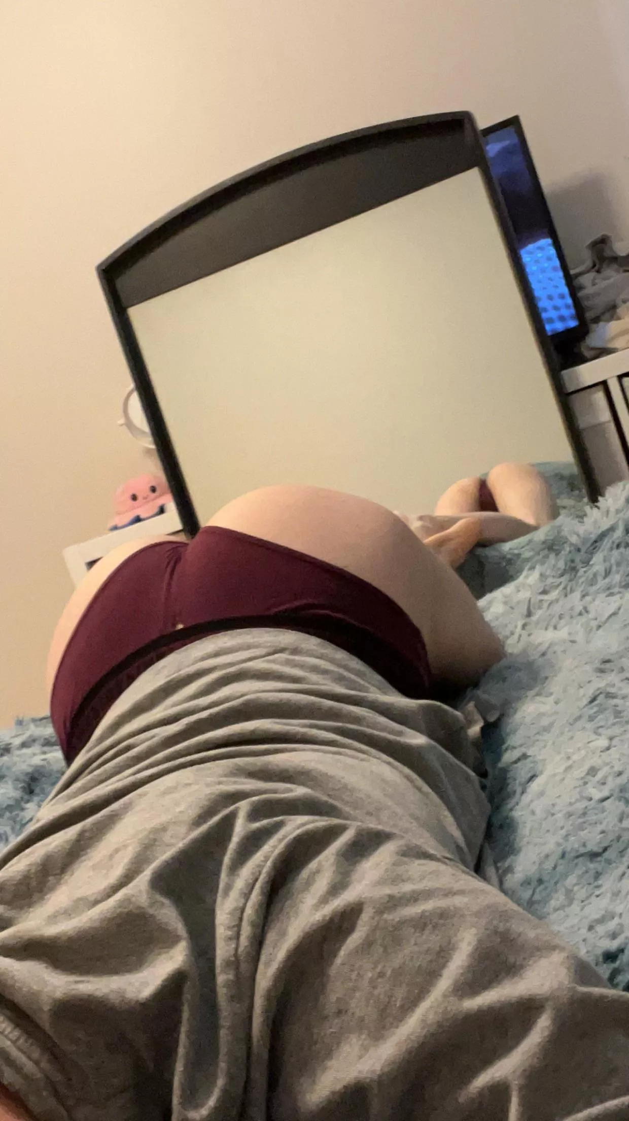 Yes, totally straight😇