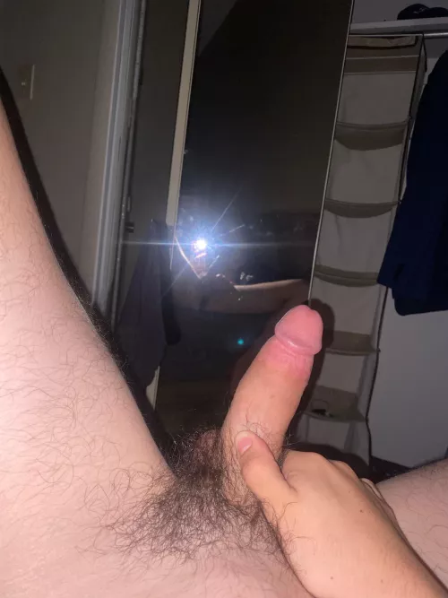 18 bottom. Any hot guys wanna help me experiment? Face++ kink++ verbal++. Charlie_brownqp