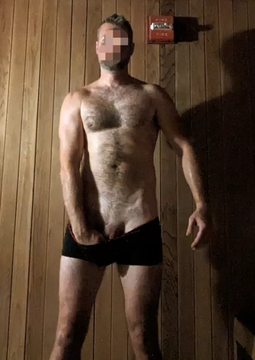 [44] Almost got caught in a gym sauna