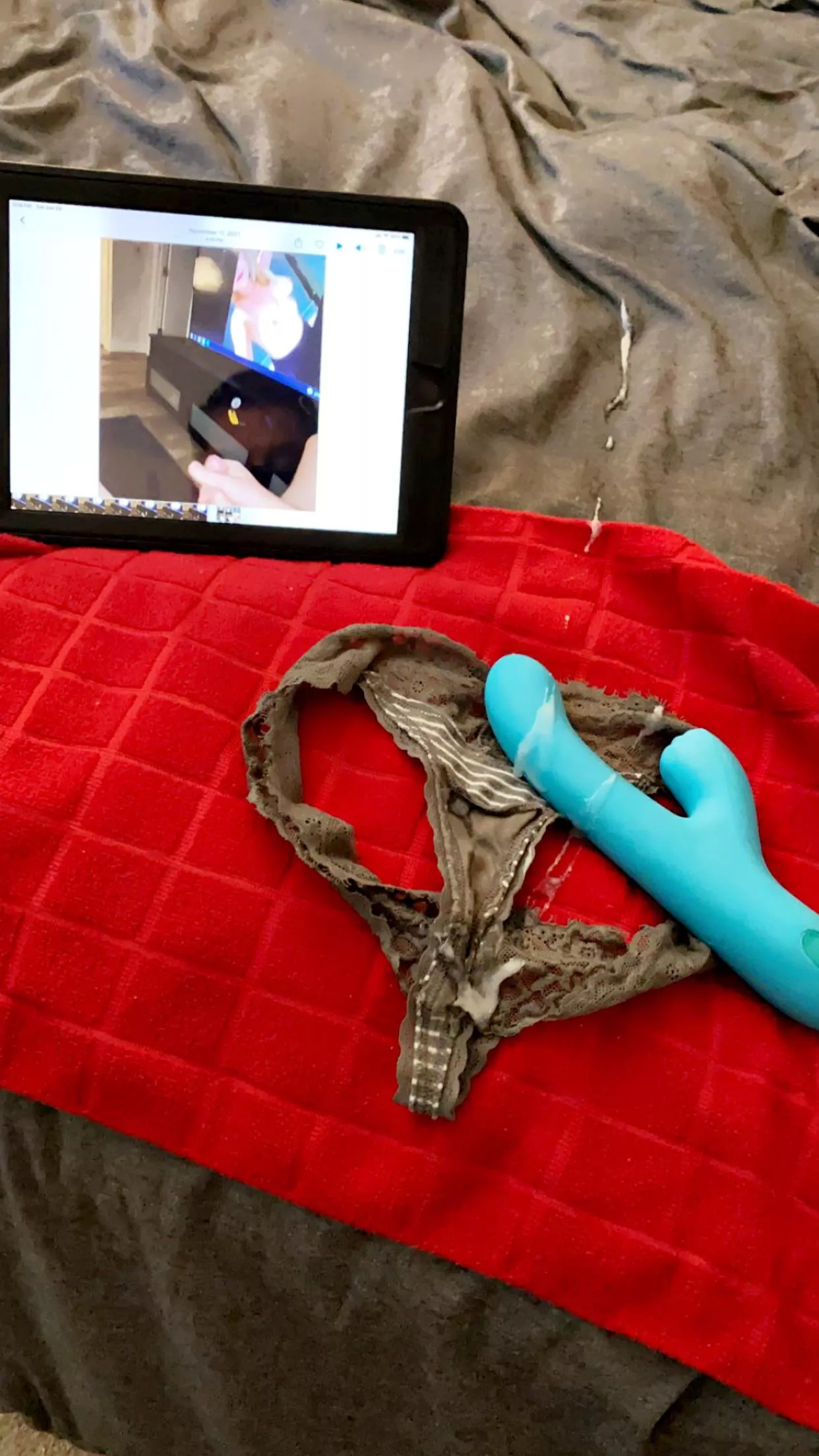 Cum tribute, to shooting all over her dirty panties and toy