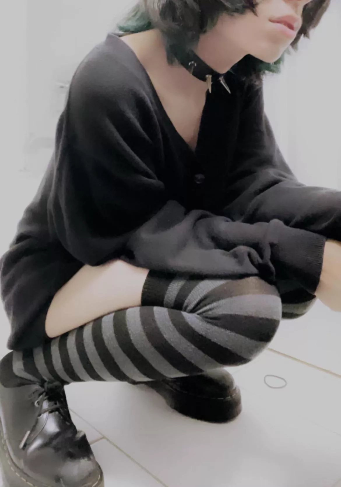 does anyone like goth femboys?