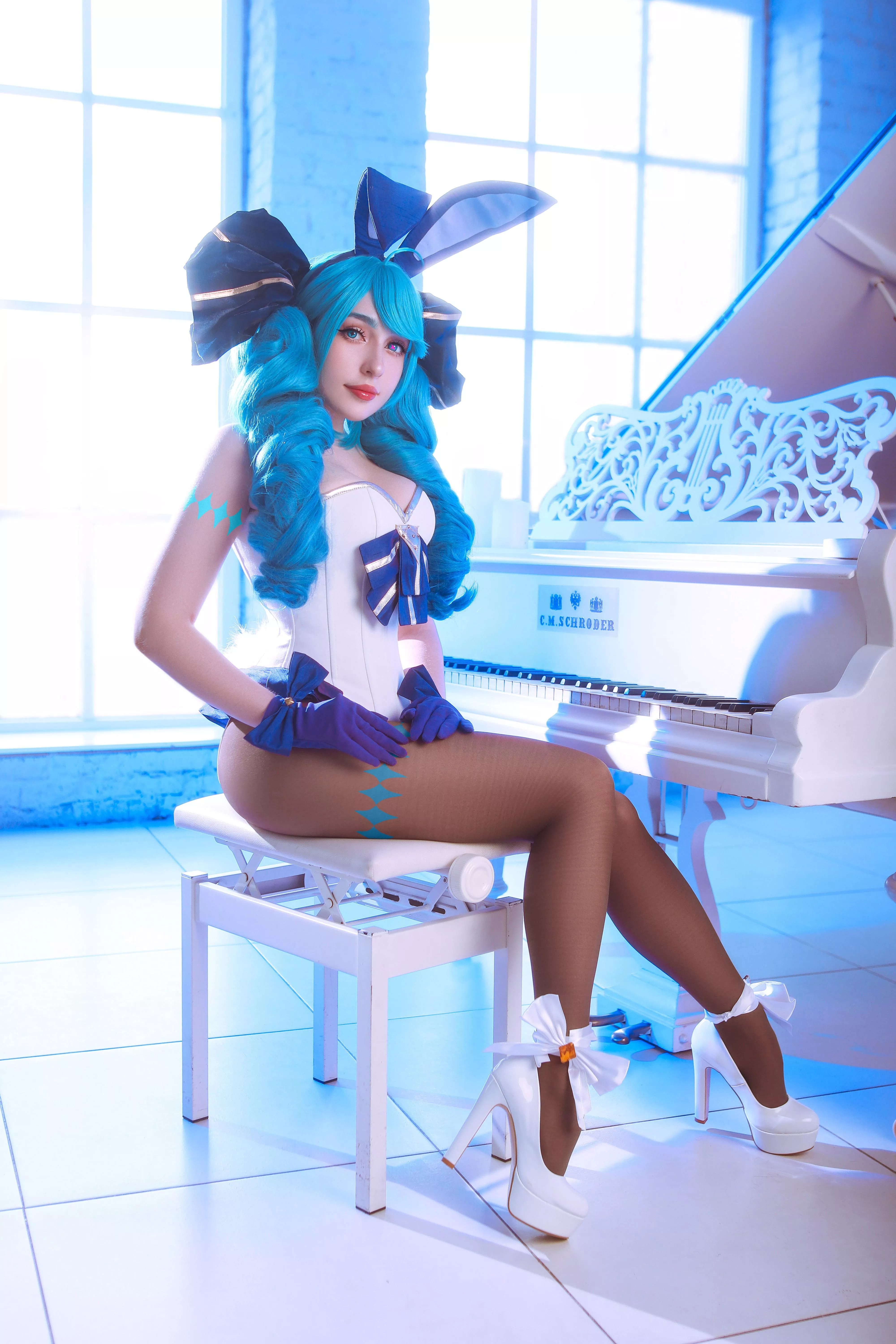 Gwen from League of Legends (MeulinCos)