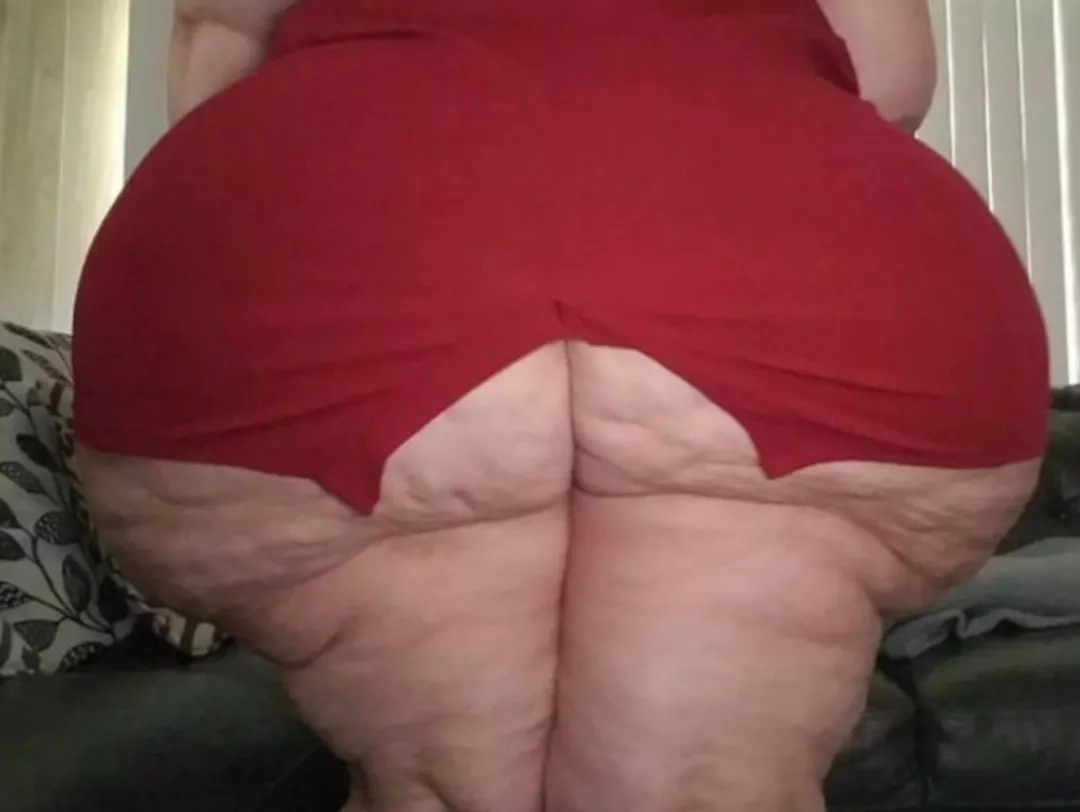 I need someone's face to sit on