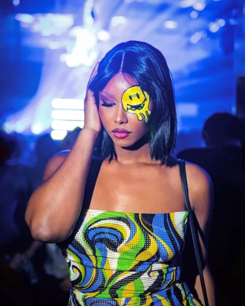 It’s summer, let’s act like it🪩