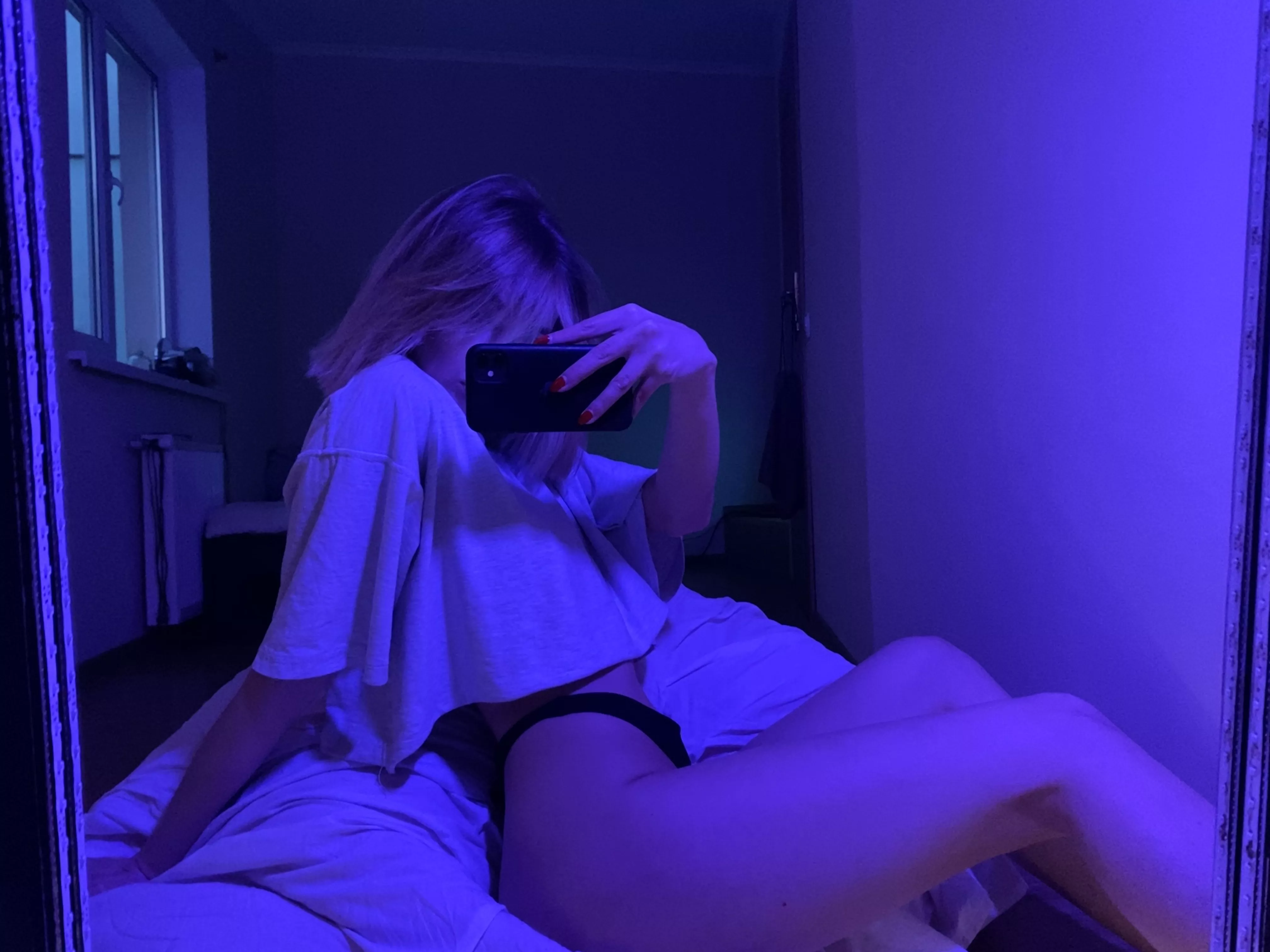 Let me wrap my legs around you 🤭