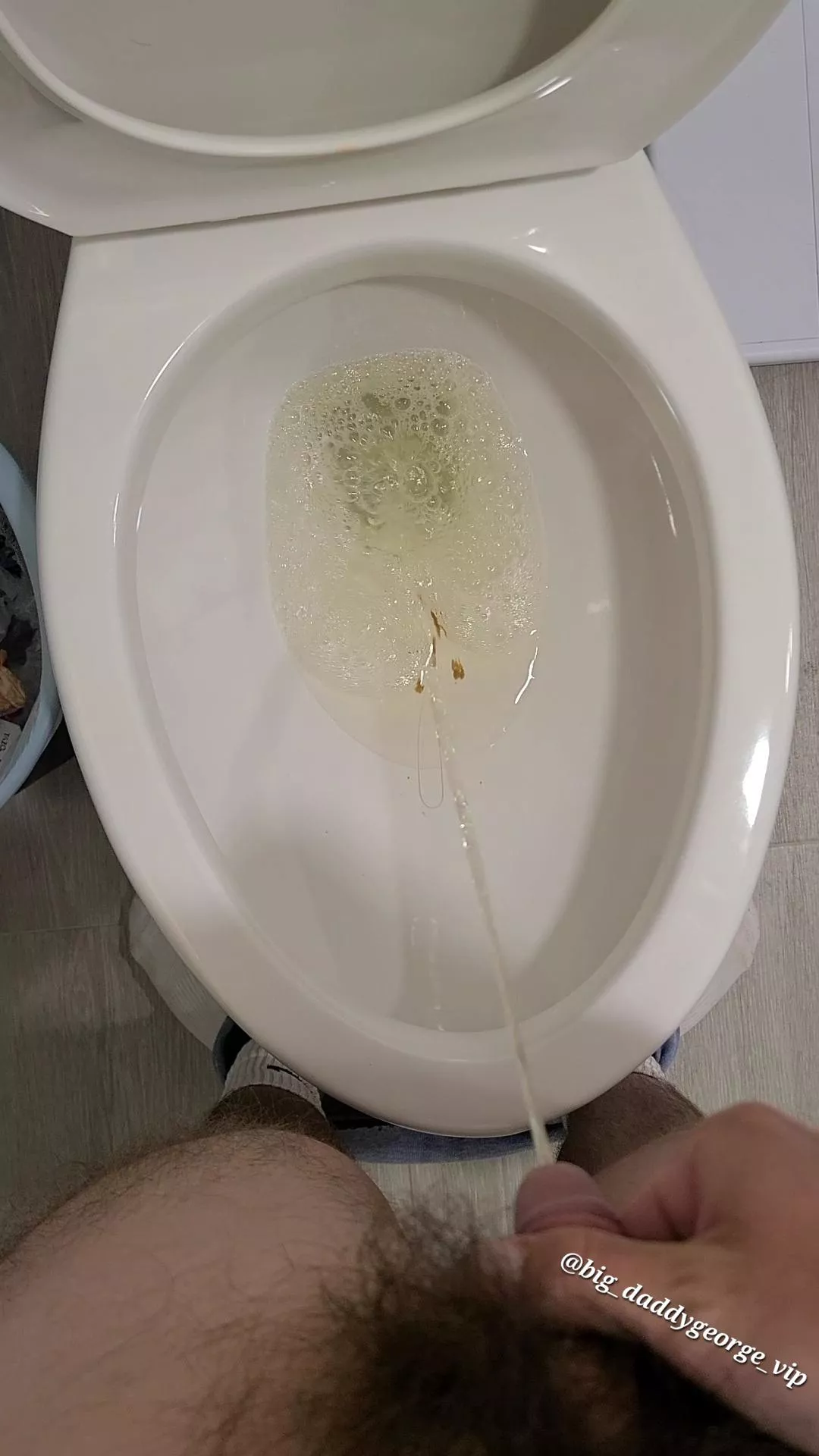 Look at them bubbles. Such a bubbly drink. Imagine it in your mouth and how much it'll quench your thirst 😋