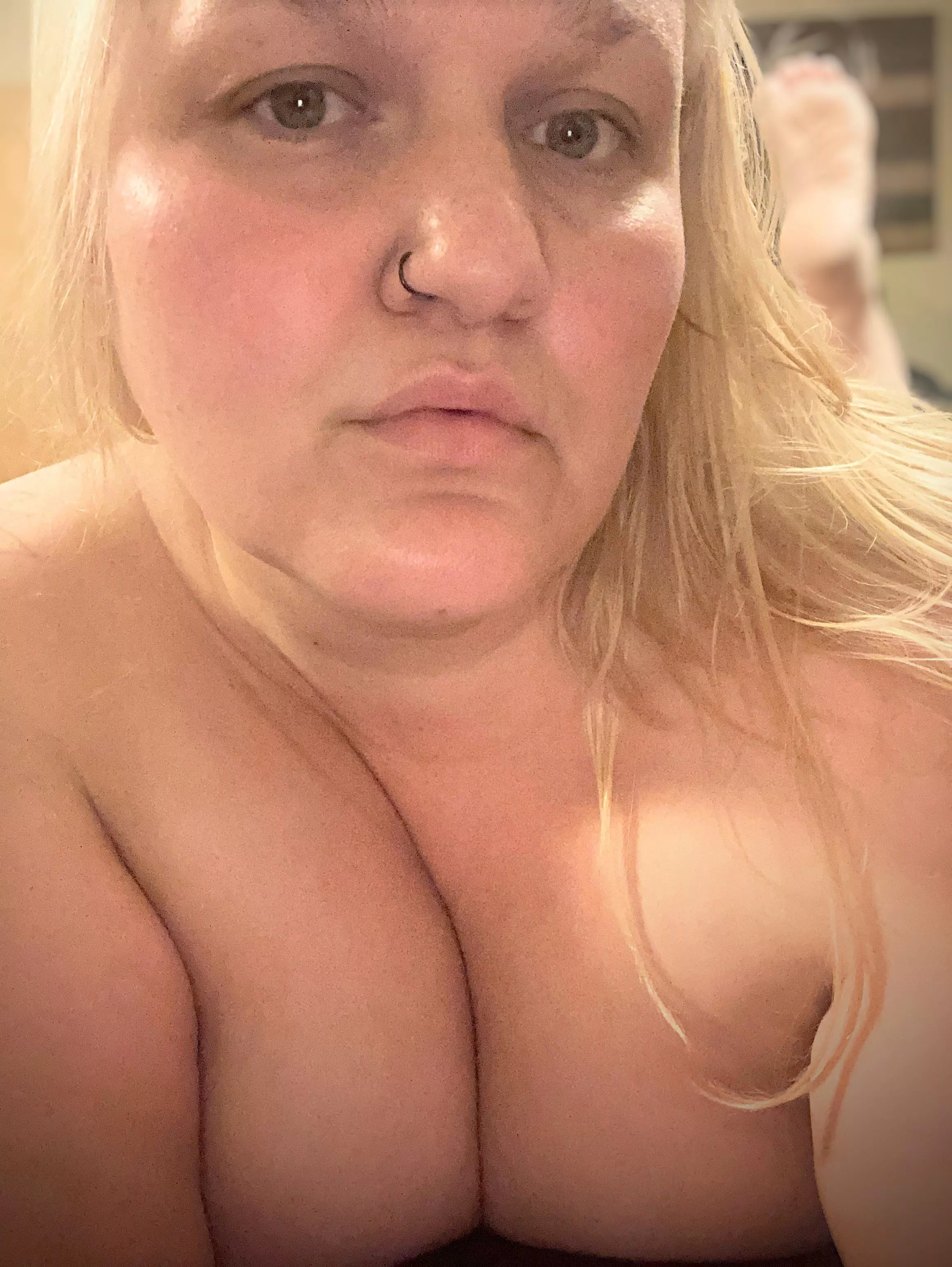 Milf seeking big cock