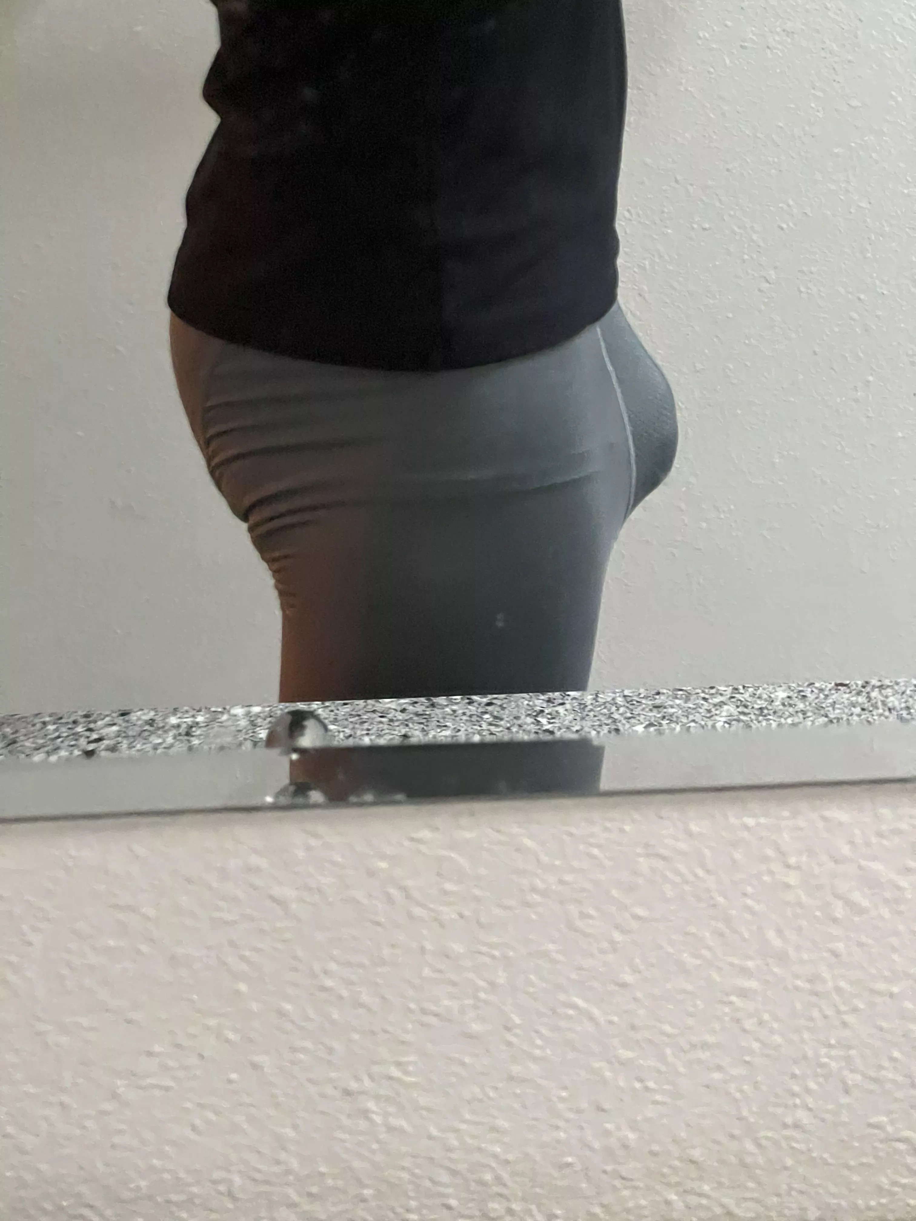 My running leggings bulge