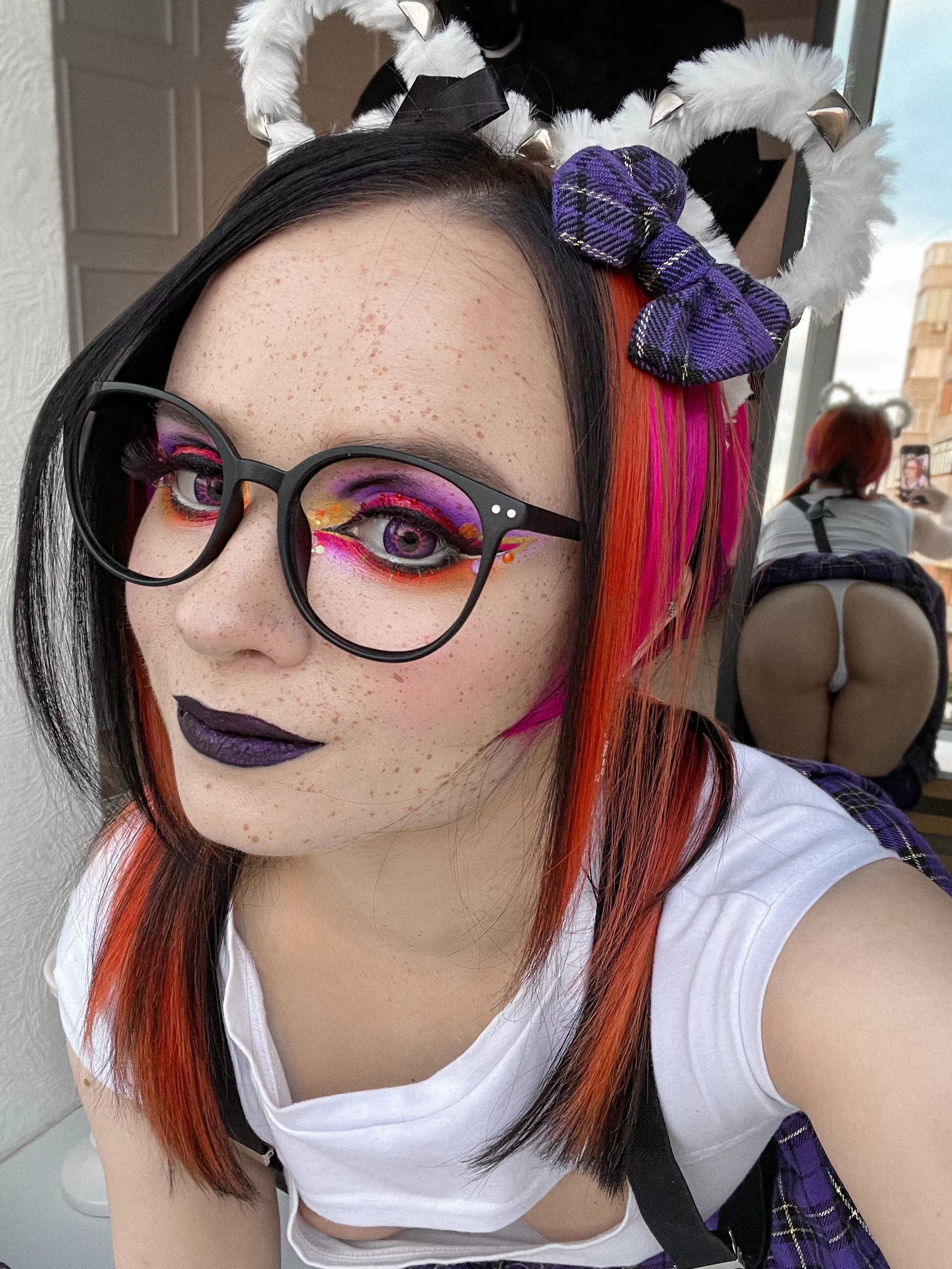 Neon babe with cute ass