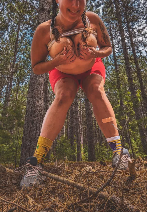 We're on a hike and I heard your stomach grumble 🐄