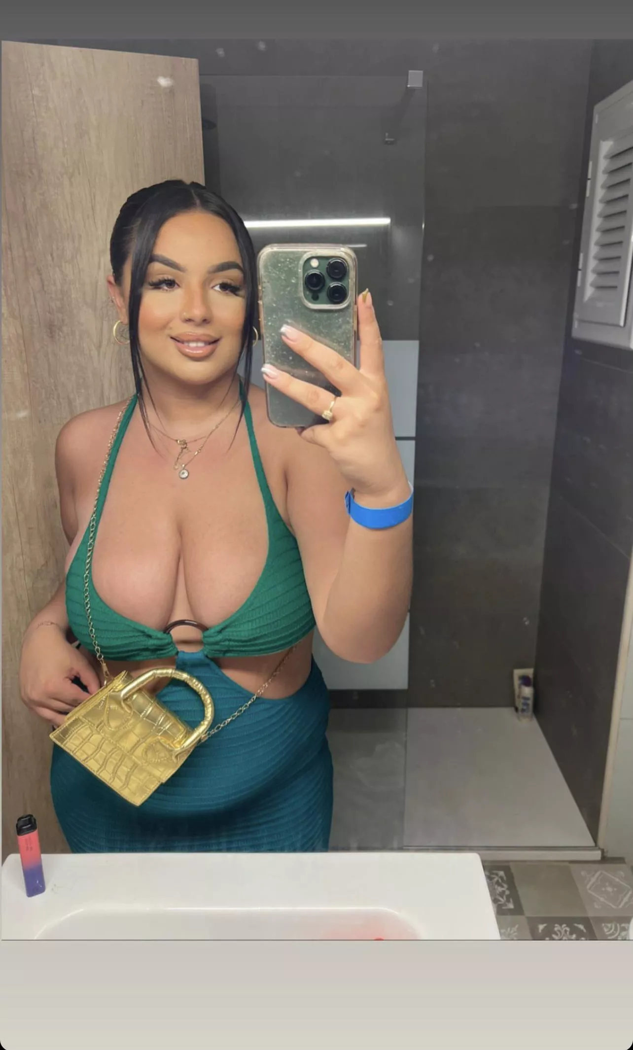 Yaz has Massive Chav Milkers