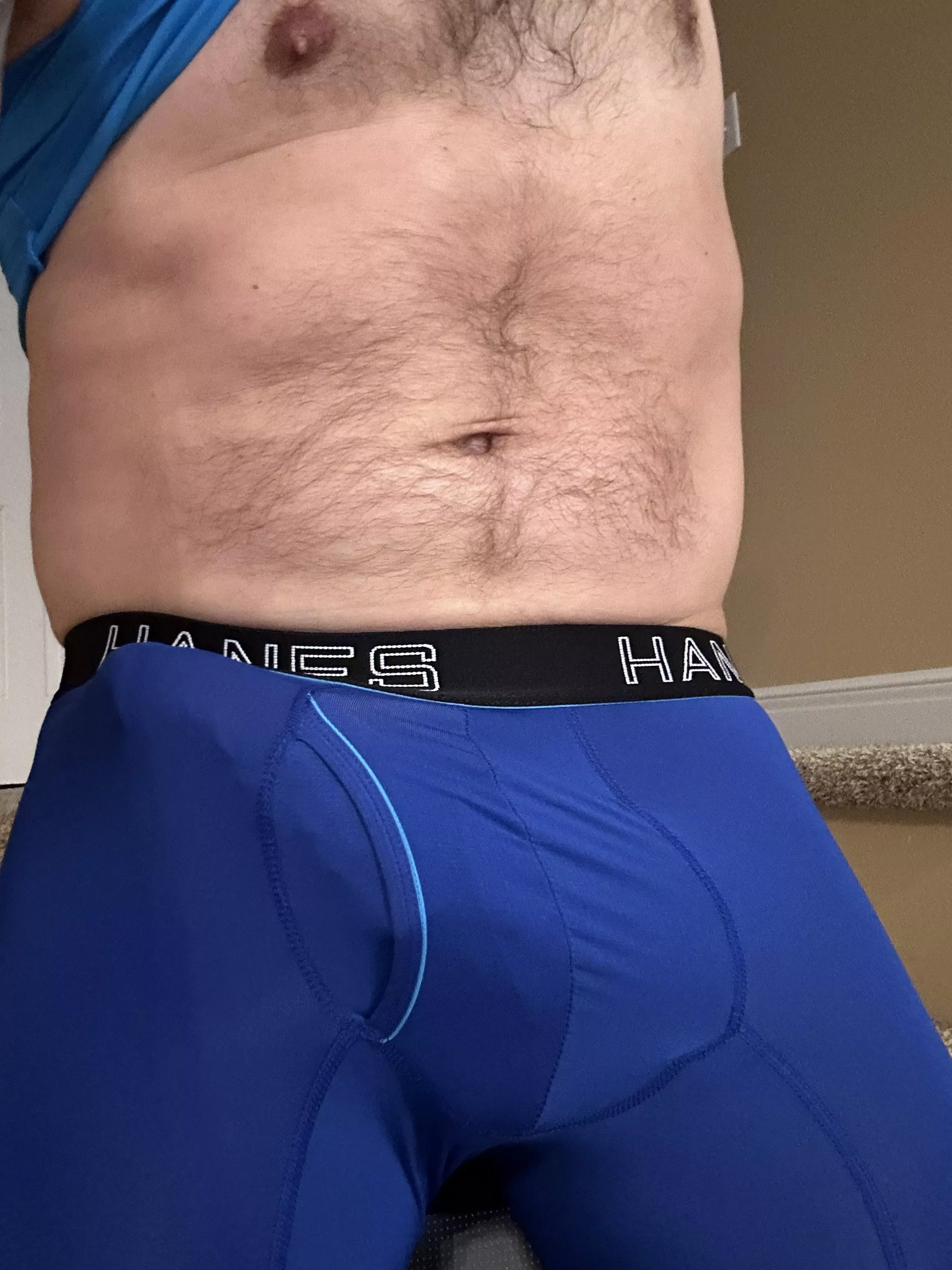 [39] I’m getting ready to work out but theres a slight problem. Do you think anyone at the gym will notice?