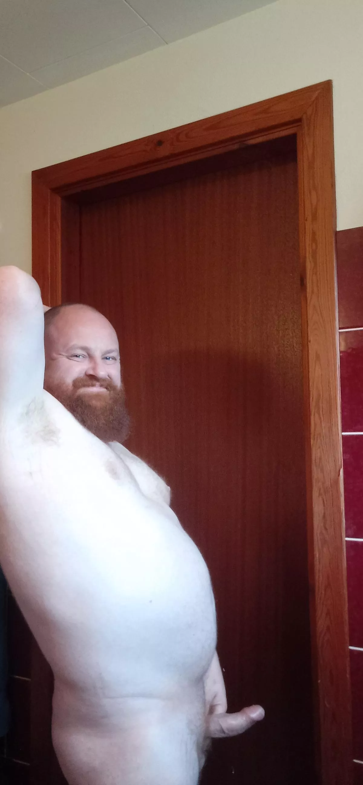 [42] Want me as your chubby daddy 🤗😘