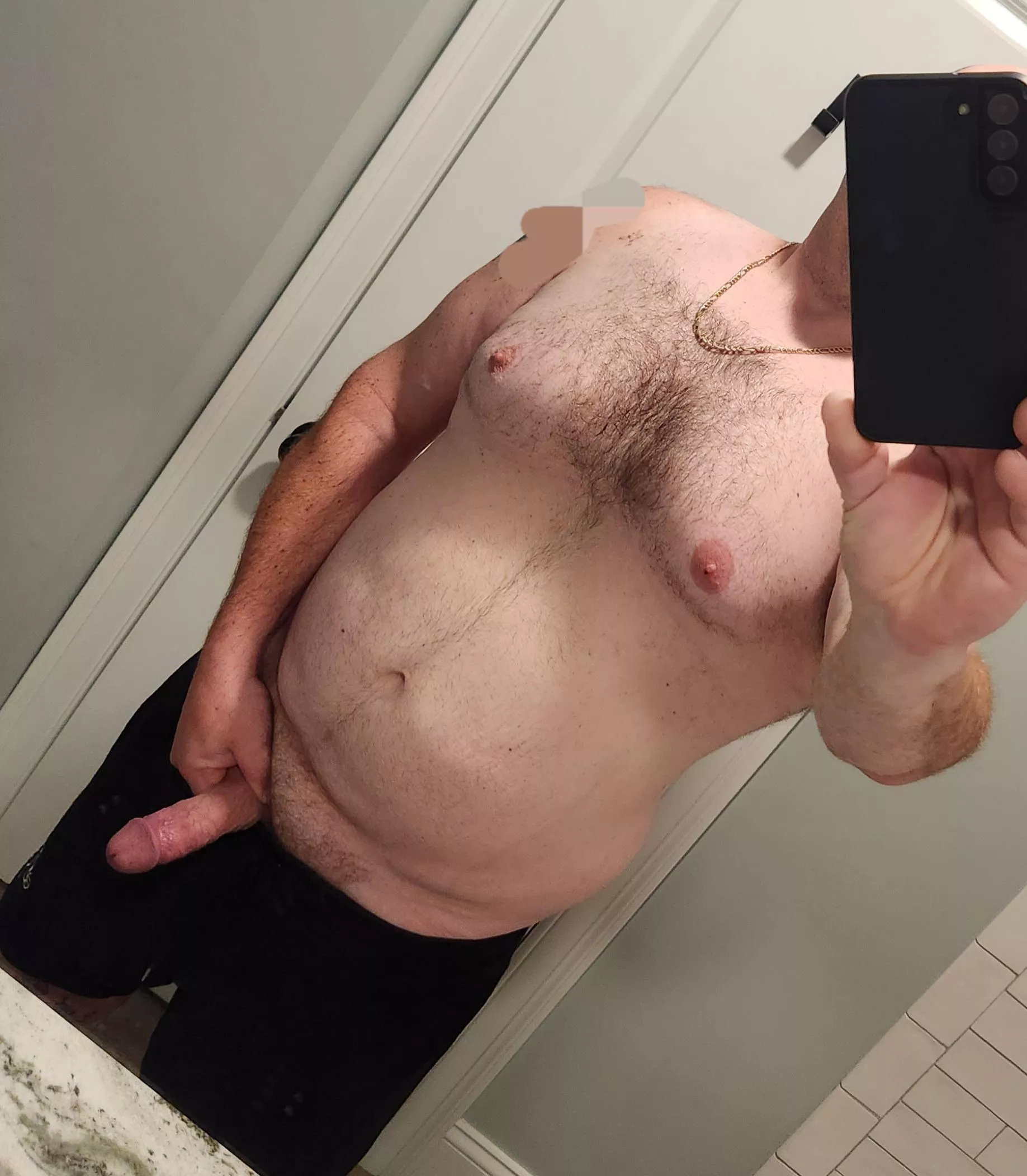 [43] Everyone is happy on titty tues...