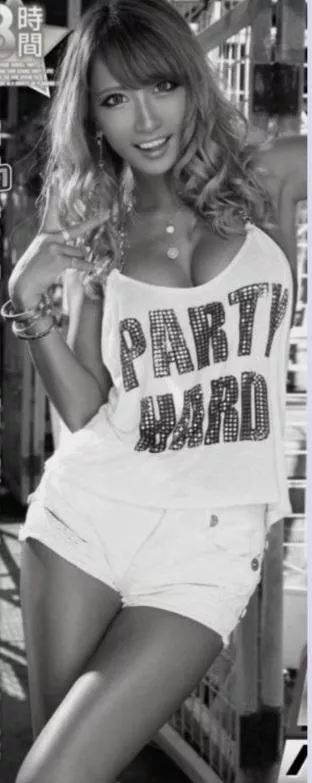 Anyone know where this cover is from? Fairly certain the girl is Aika.