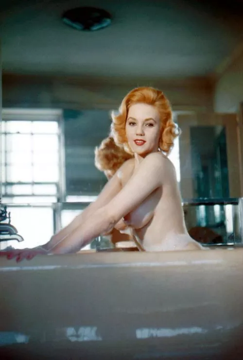Colleen Farrington (1957)