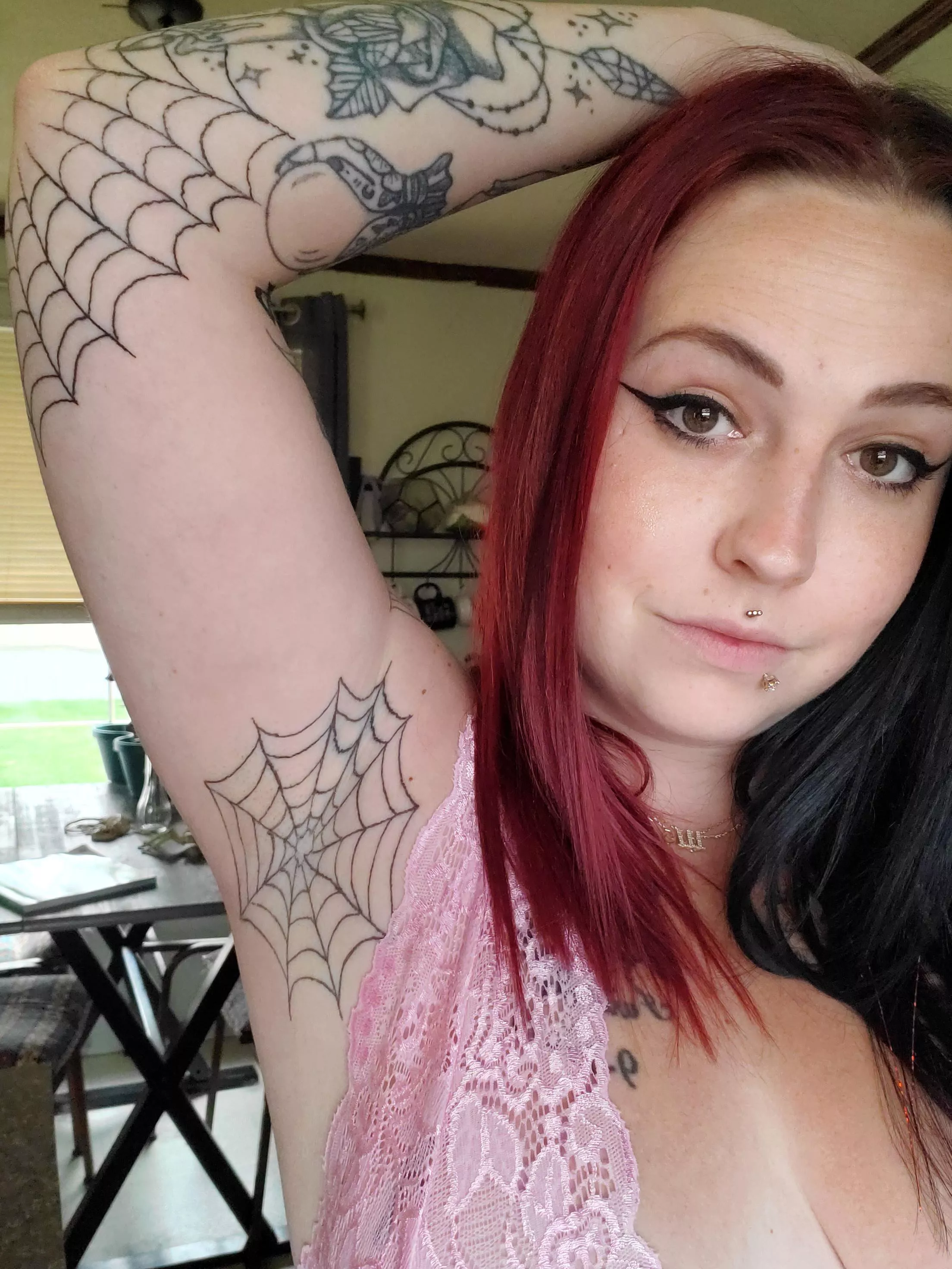 Come be a good boy and lick this for me