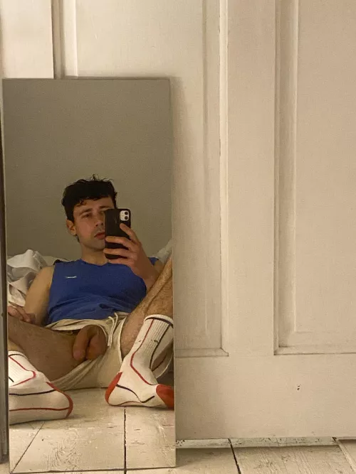 Come have a sniff..😈