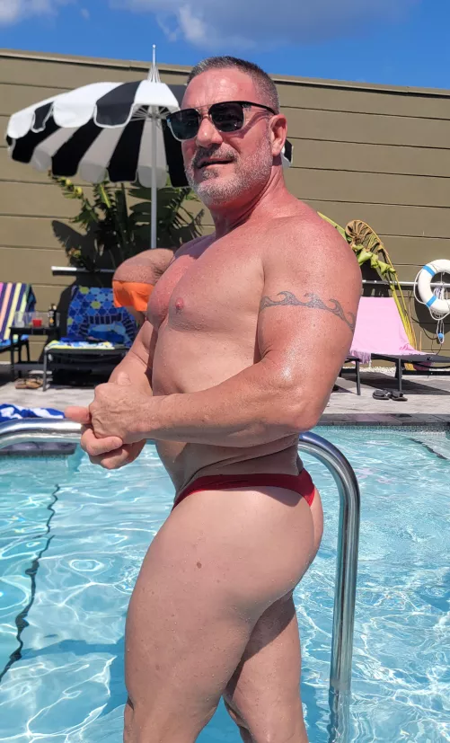 Dads like thongs too