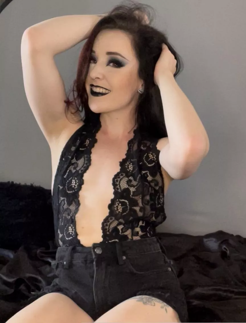 Does hair pulling make you happy too?