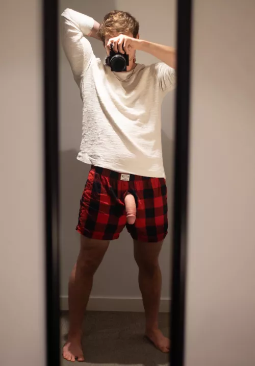 Feel it grow in your mouth with every lick