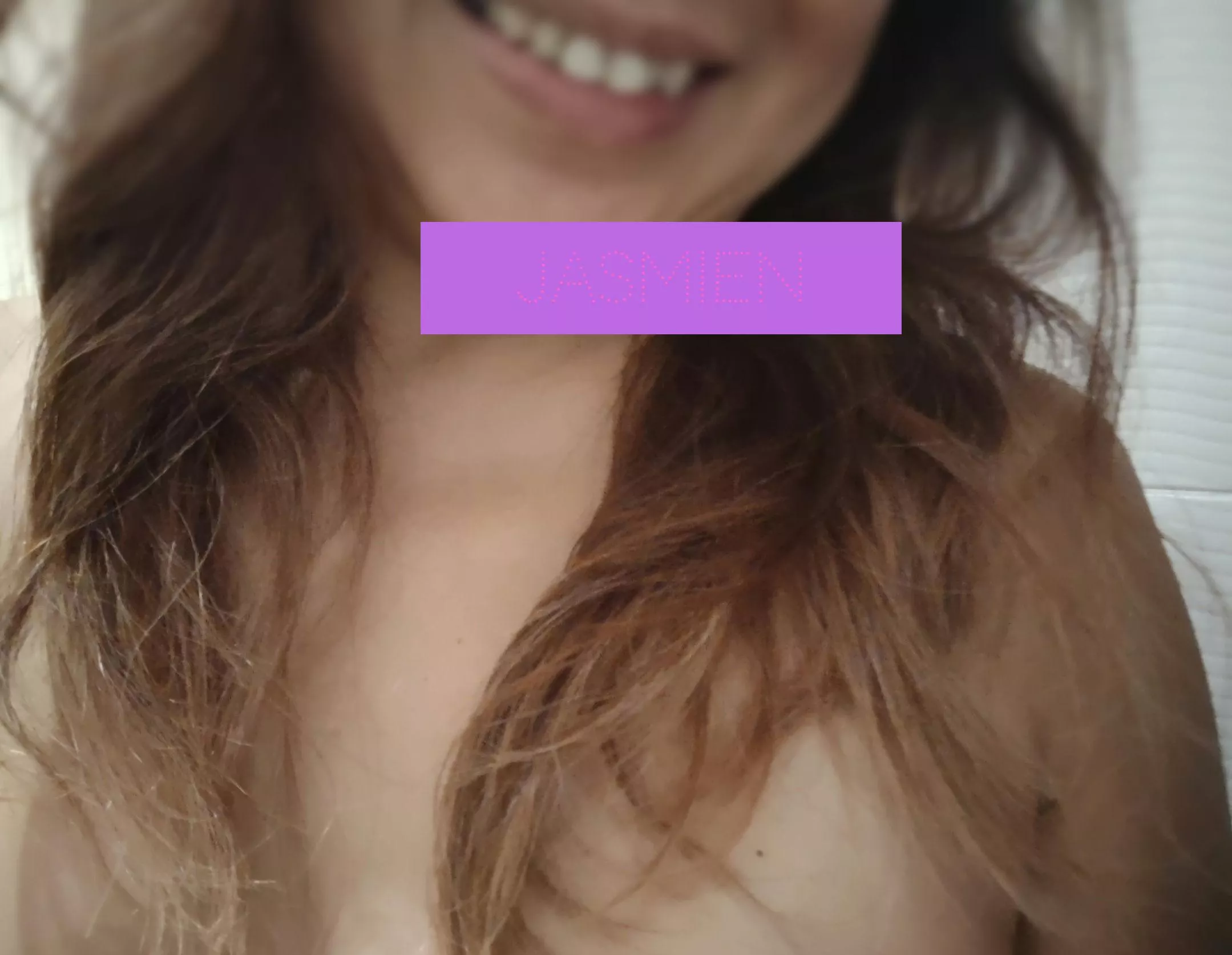 (F)inally, not a blurred pic. Well almost.