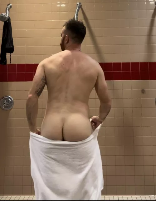 Full moon show starts at 8…