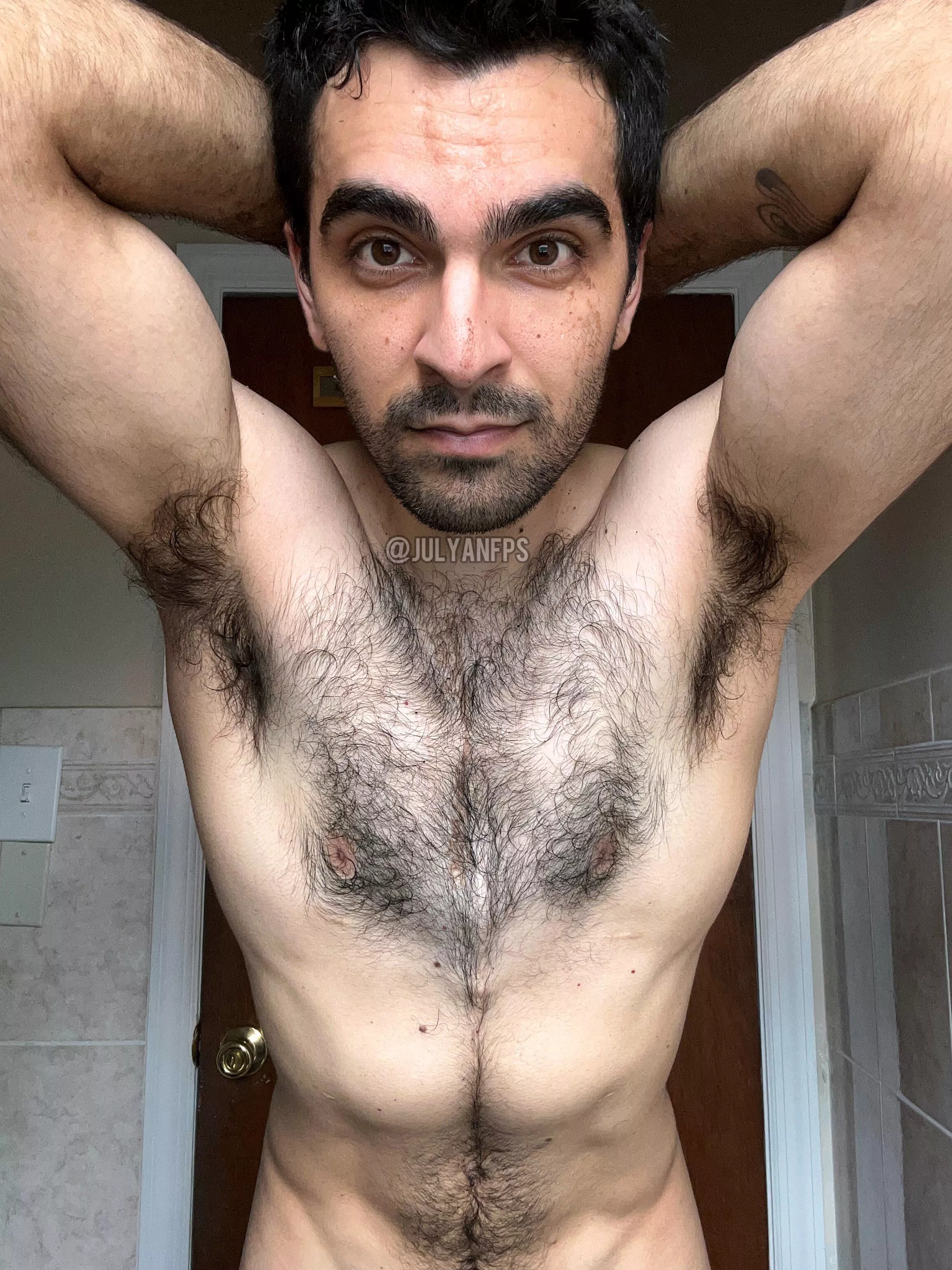 Got dirty af working outside, my whole body sweat like crazy!