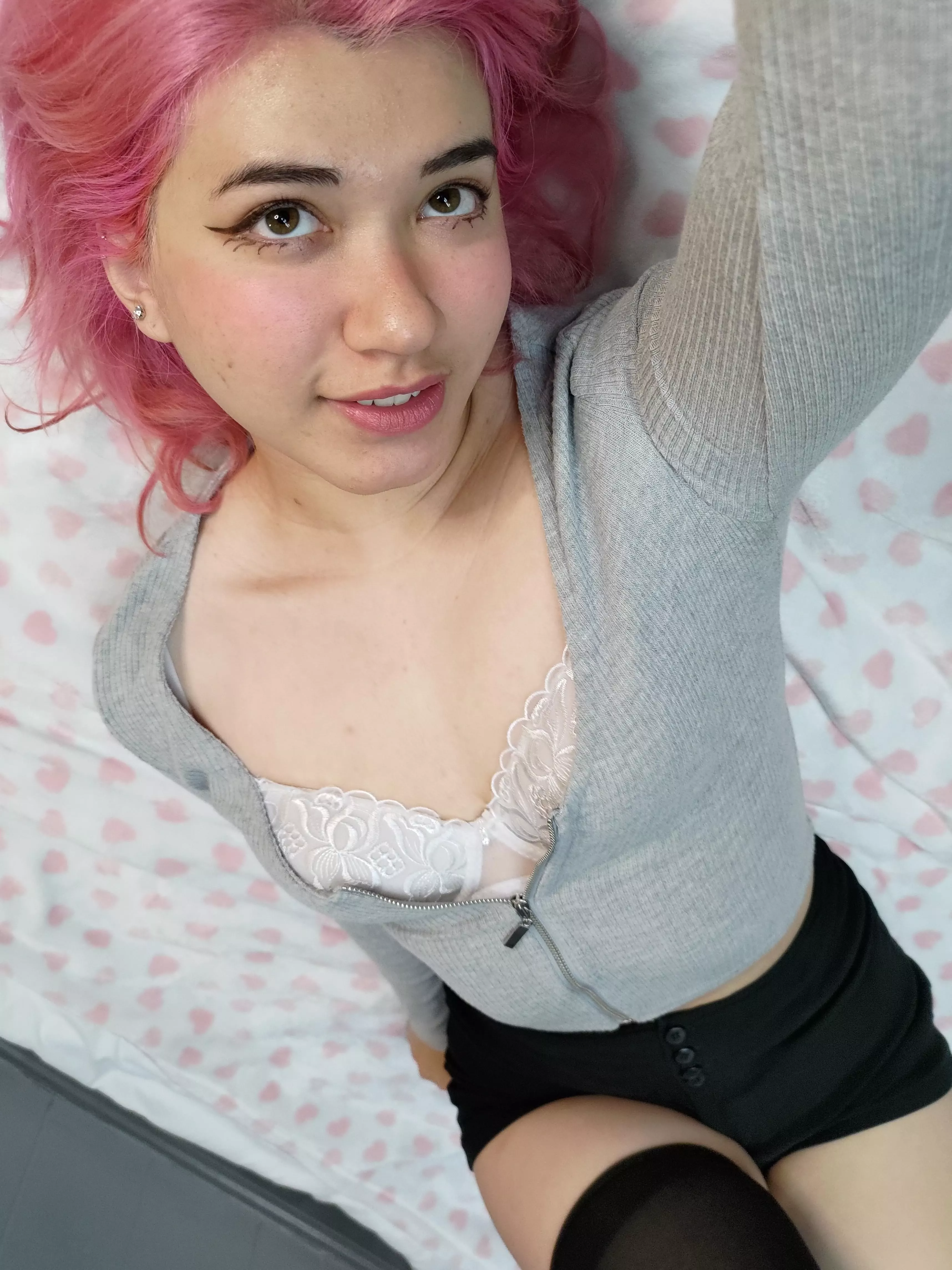 Hi!! 🌈 Say it back 💗