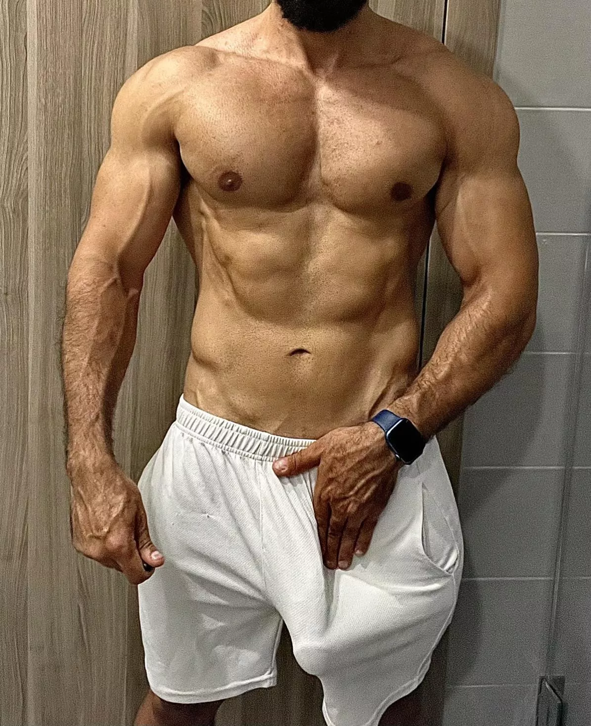 How’s my cock outline