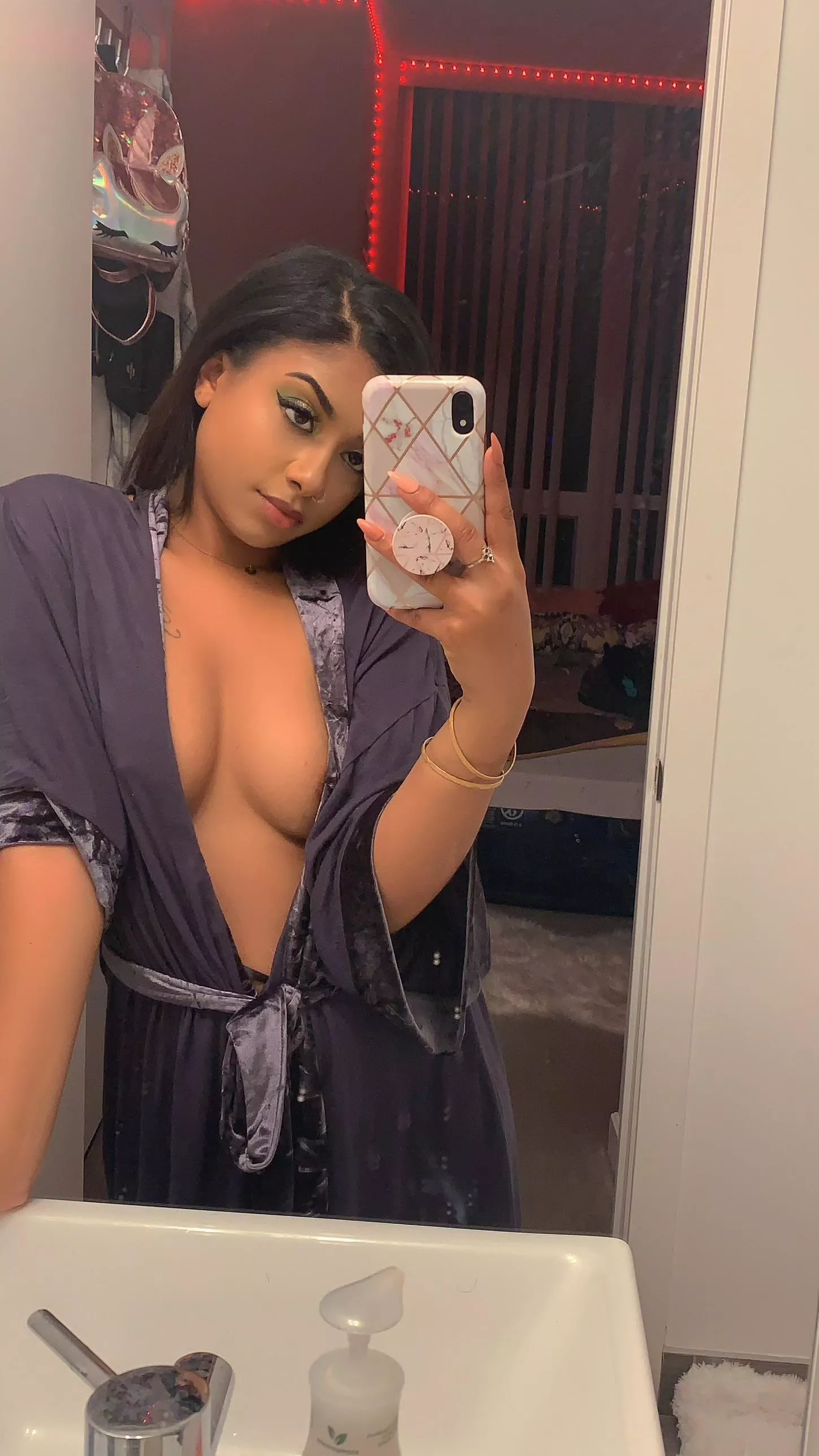 I wanna play with you papi 😏