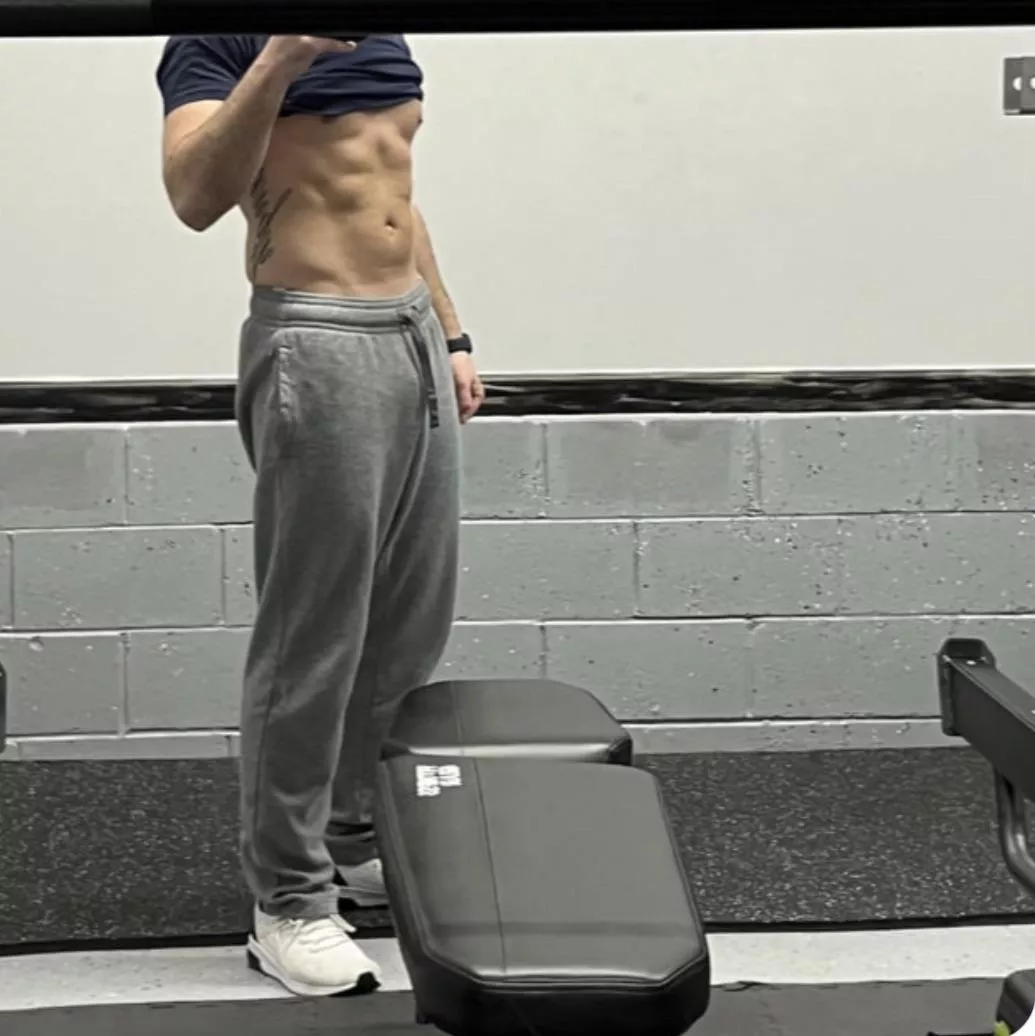 Let’s do so[m]e cardio 💦