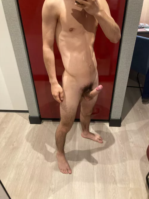 M20 Anyone want to see me shower?