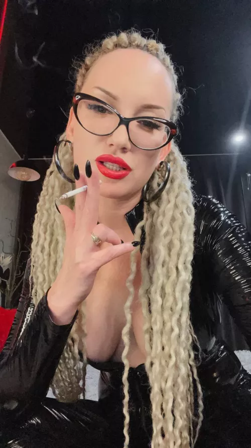 Monday is almost over, I can smoke