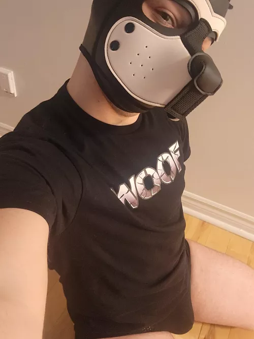 My bf got me a new shirt 🐶 Woof!